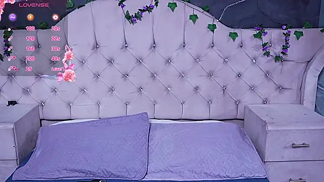 AmberGreyy  online show from 04/27/26, 05:11
