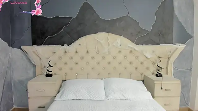 AmberGreyy  online show from 10/14/25, 05:13