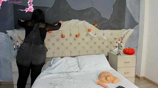 AmberGreyy  online show from 10/21/25, 05:12