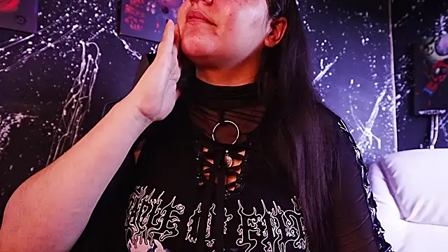 AmberGreyy  online show from 05/11/26, 05:32