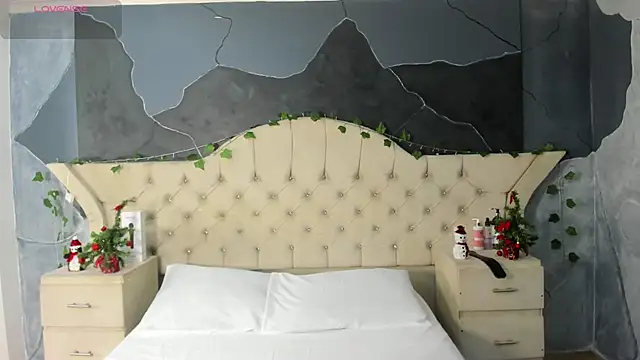 AmberGreyy  online show from 12/17/25, 04:23