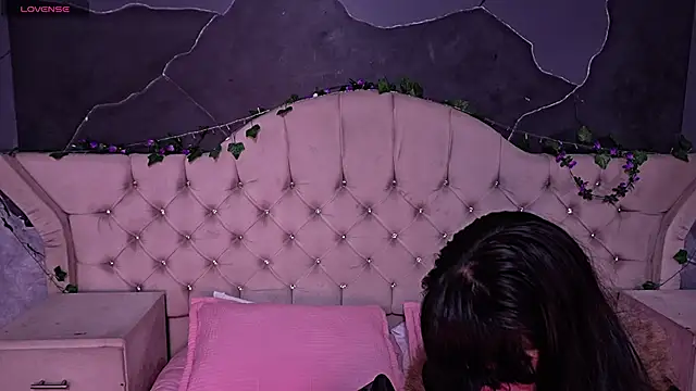 AmberGreyy  online show from 04/05/26, 02:13