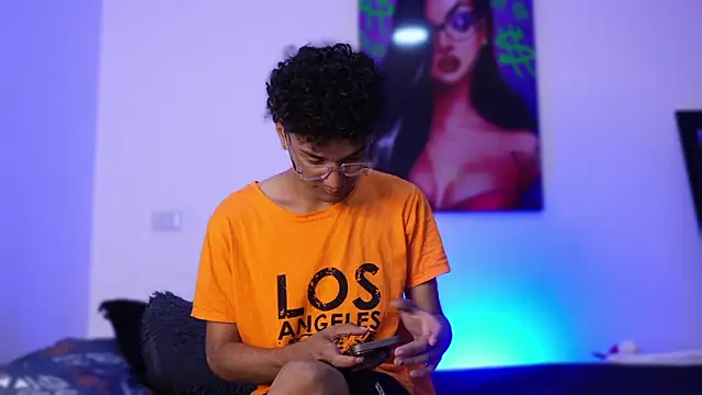 harrytwink18 online show from 12/26/24, 01:32