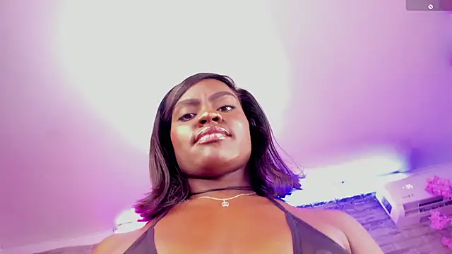 IsabellaBromsS online show from 03/18/25, 12:40