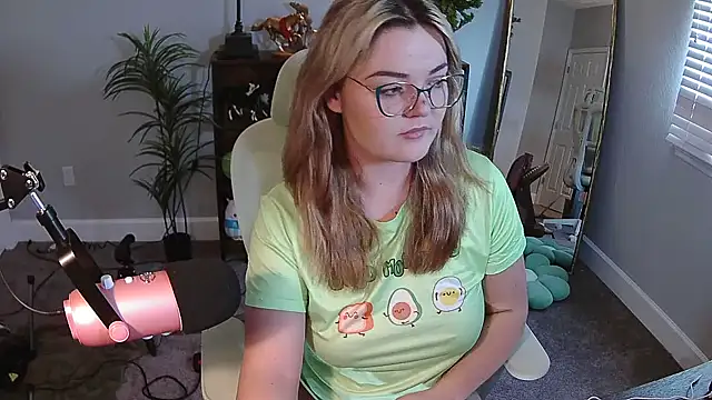 rodeobrii online show from 12/18/25, 02:43