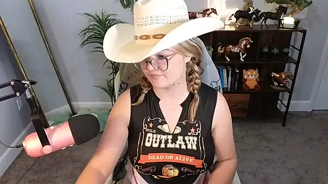 rodeobrii online show from 11/23/25, 01:48