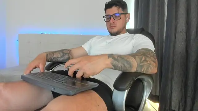 Teilor Creed online show from 03/24/26, 07:25