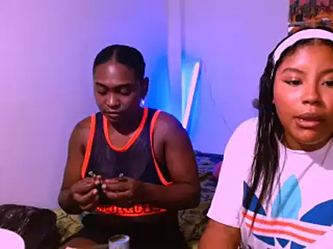 ladypussy69 online show from 10/18/25, 07:16