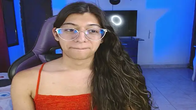 engielphoenis14 online show from 04/11/26, 09:51