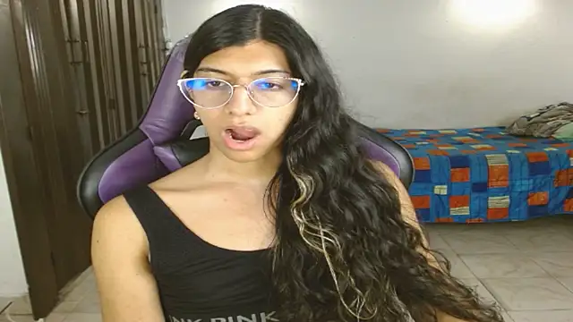 engielphoenis14 online show from 11/29/25, 02:34