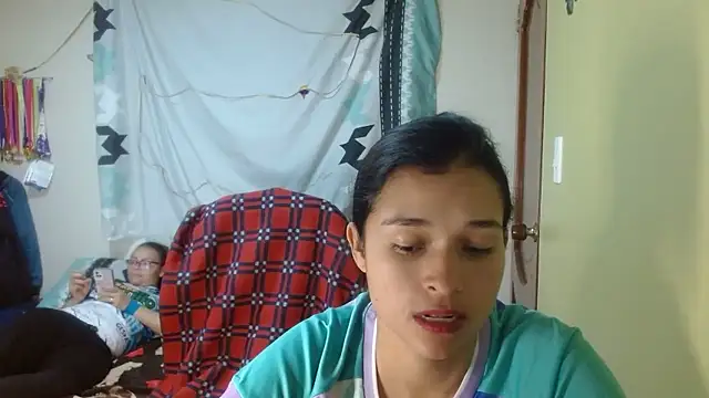 clayre and jill online show from 01/06/26, 04:05