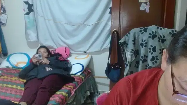 clayre and jill online show from 11/07/25, 02:16