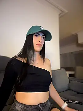 alessandra-a online show from 04/04/26, 02:40