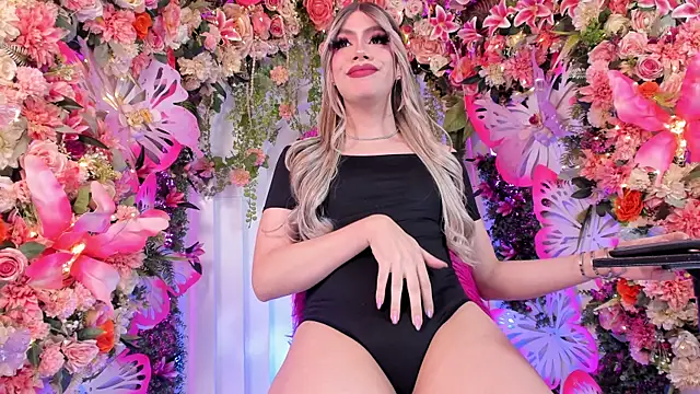 Snapshot of Laurenn_evans chatting on 02/19/26, 09:34 Laurenn evans online show from 02/19/26, 09:34