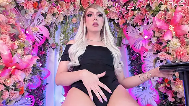 Laurenn evans online show from 04/13/26, 09:41