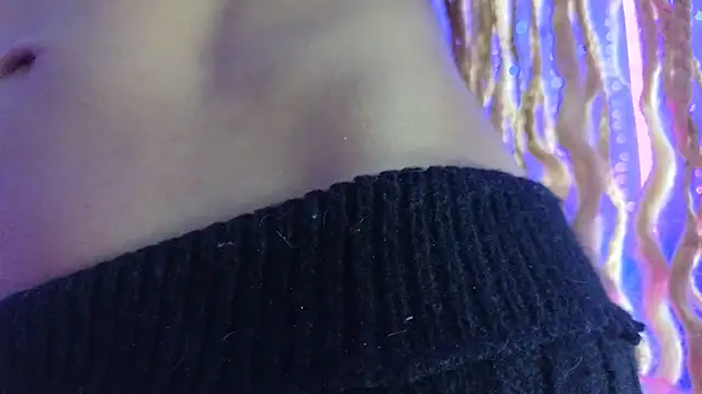 Snapshot of gabbiefoxthx chatting on 01/28/25, 03:47 gabbiefoxthx online show from 01/28/25, 03:47