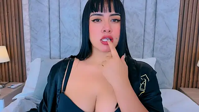 amatista  smith online show from 06/01/26, 07:57