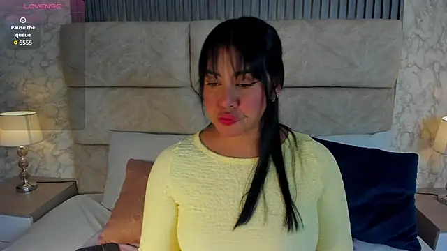 amatista  smith online show from 11/21/25, 08:41