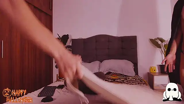 2gays 1Str8 online show from 10/31/25, 02:30