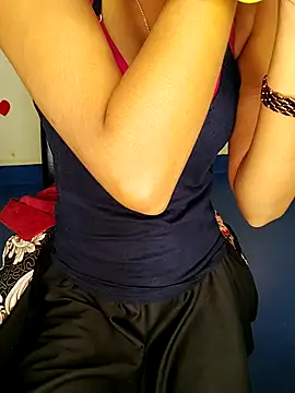 Snapshot of Jenny-Lucifer chatting on 02/25/25, 02:37 Jenny-Lucifer online show from 02/25/25, 02:37