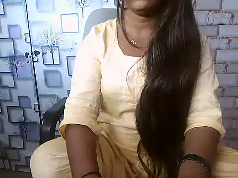 Snapshot of Hot_Naina- chatting on 12/05/24, 03:44 Hot Naina- online show from 12/05/24, 03:44