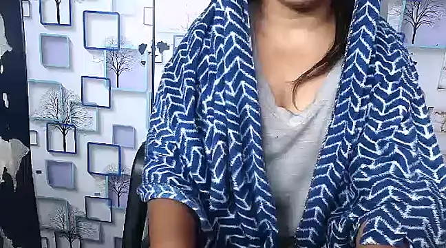 Snapshot of Hot_Naina- chatting on 01/25/25, 11:55 Hot Naina- online show from 01/25/25, 11:55