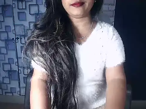 Snapshot of Hot_Naina- chatting on 12/16/24, 04:49 Hot Naina- online show from 12/16/24, 04:49