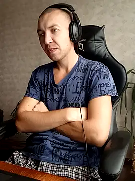 MityaXLoves online show from 11/13/25, 06:17