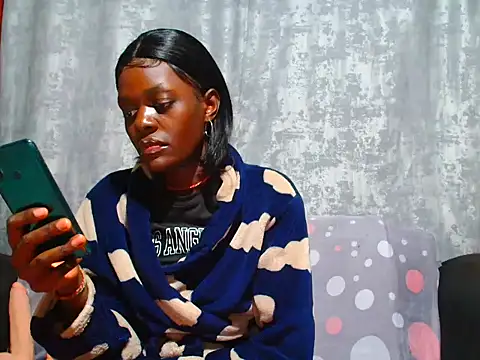 Snapshot of VANESAAMBER23 chatting on 06/11/26, 12:54 VANESAAMBER23 online show from 06/11/26, 12:54