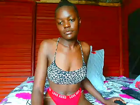 Snapshot of VANESAAMBER23 chatting on 11/18/25, 10:07 VANESAAMBER23 online show from 11/18/25, 10:07