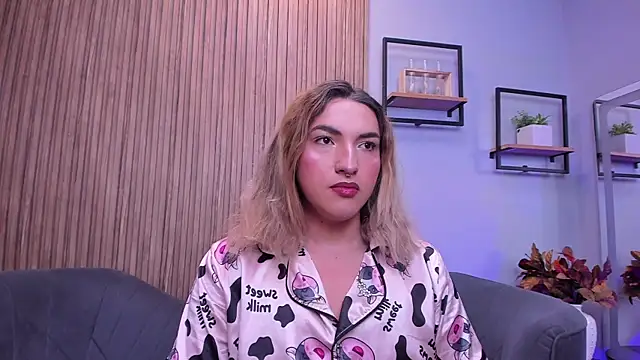 TomLondon  online show from 12/20/25, 09:34