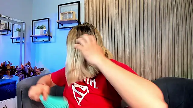 TomLondon  online show from 02/05/26, 06:48