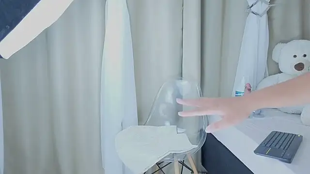 sorafire online show from 11/14/25, 04:21