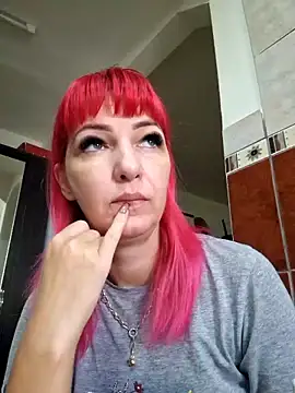 Evadesirex46 online show from 10/10/25, 08:37