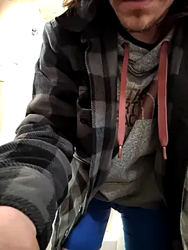 Lilsmokeshow017 online show from 04/05/26, 01:40