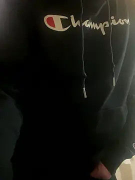 Snapshot of Lilsmokeshow017 chatting on 01/11/26, 04:25 Lilsmokeshow017 online show from 01/11/26, 04:25