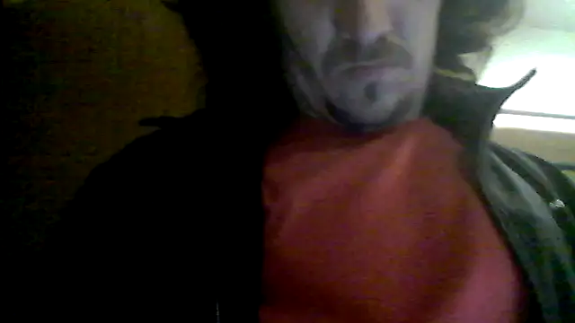 Snapshot of Lilsmokeshow017 chatting on 05/25/26, 07:29 Lilsmokeshow017 online show from 05/25/26, 07:29