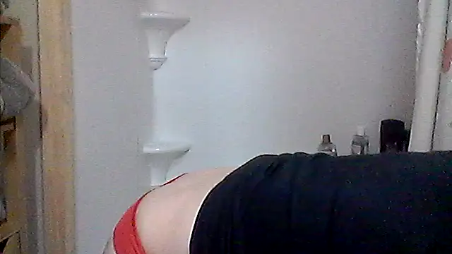 Snapshot of Lilsmokeshow017 chatting on 05/22/26, 03:48 Lilsmokeshow017 online show from 05/22/26, 03:48