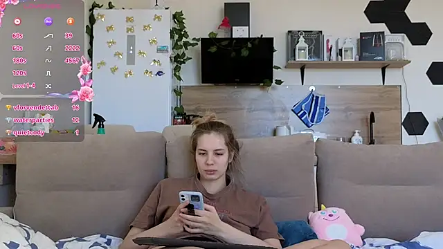 Girl alone home online show from 03/16/25, 04:52