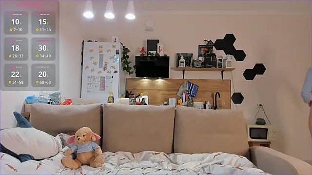 Girl alone home online show from 09/26/25, 03:41