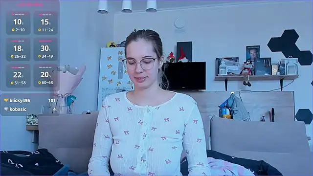 Girl alone home online show from 03/27/26, 08:26