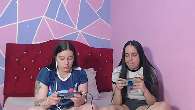 Lola barbara online show from 11/21/25, 12:42