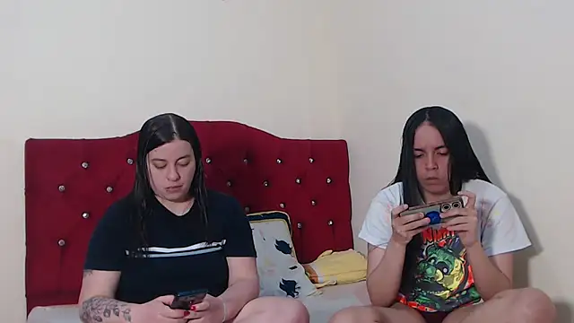 Lola barbara online show from 10/18/25, 03:25