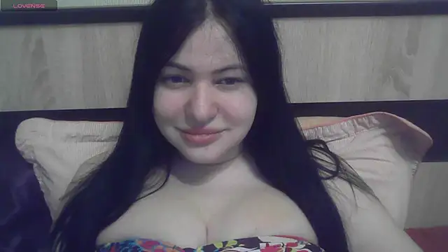 German Eva online show from 12/15/25, 05:52