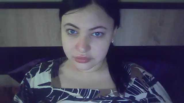 German Eva online show from 10/21/25, 05:51