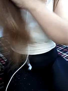 Snapshot of Saakoora chatting on 11/16/25, 07:57 Saakoora online show from 11/16/25, 07:57