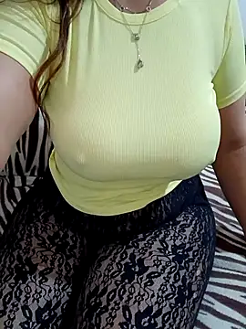 Snapshot of Saakoora chatting on 11/03/25, 10:08 Saakoora online show from 11/03/25, 10:08