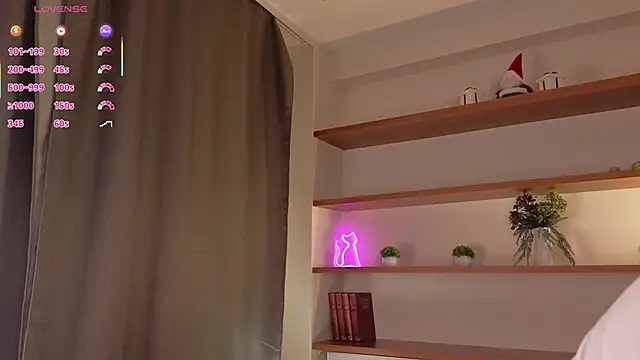 NaokoStifel online show from 09/24/25, 01:13