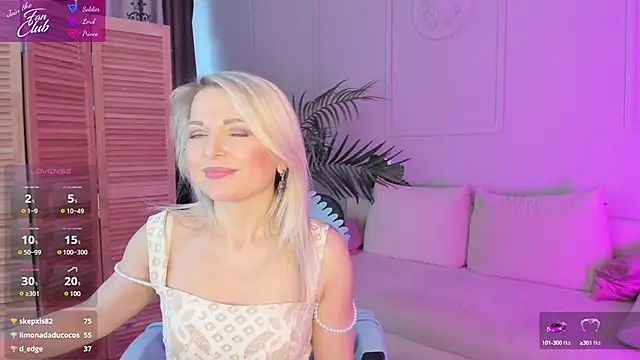 Snapshot of Gloria_Lovely chatting on 02/21/25, 04:59 Gloria Lovely online show from 02/21/25, 04:59