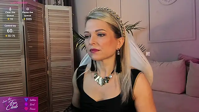 Snapshot of Gloria_Lovely chatting on 01/28/25, 10:56 Gloria Lovely online show from 01/28/25, 10:56